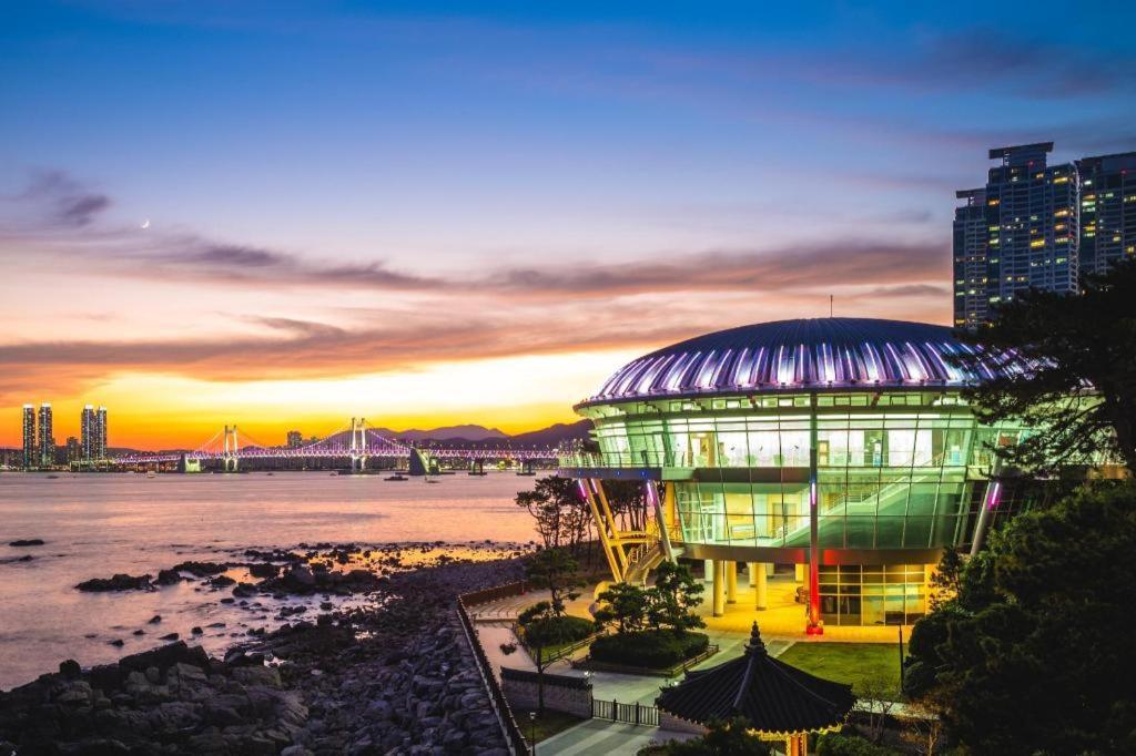 Gwanganli Hotel 1 Busan Exterior photo
