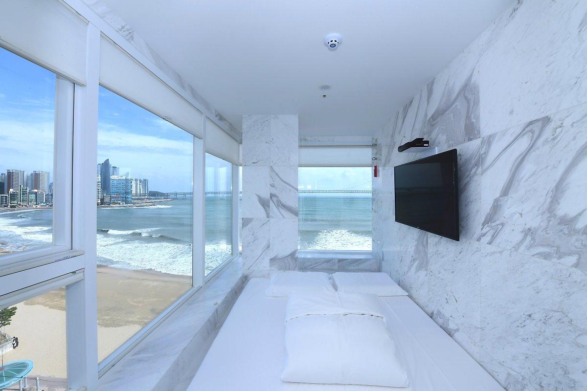 Gwanganli Hotel 1 Busan Exterior photo